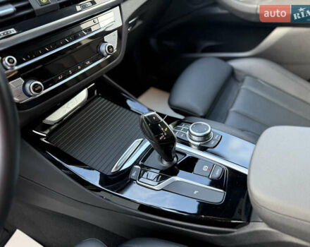 Белый БМВ Х3, объемом двигателя 2 л и пробегом 40 тыс. км за 27950 $, фото 55 на Automoto.ua