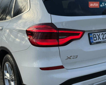 Белый БМВ Х3, объемом двигателя 2 л и пробегом 40 тыс. км за 27950 $, фото 24 на Automoto.ua