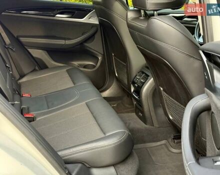 Белый БМВ Х3, объемом двигателя 2 л и пробегом 149 тыс. км за 35800 $, фото 31 на Automoto.ua