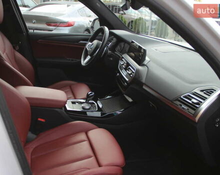 Белый БМВ Х3, объемом двигателя 2 л и пробегом 18 тыс. км за 54000 $, фото 39 на Automoto.ua