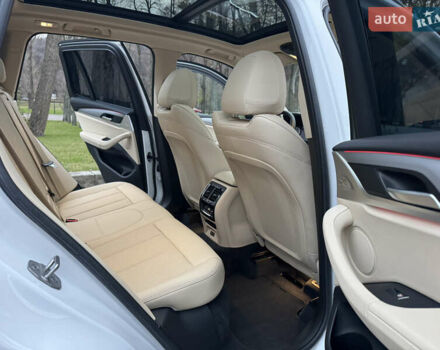 Белый БМВ Х3, объемом двигателя 2 л и пробегом 13 тыс. км за 45555 $, фото 132 на Automoto.ua