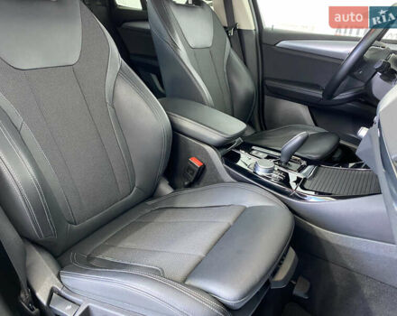 Белый БМВ Х3, объемом двигателя 2 л и пробегом 176 тыс. км за 38550 $, фото 19 на Automoto.ua