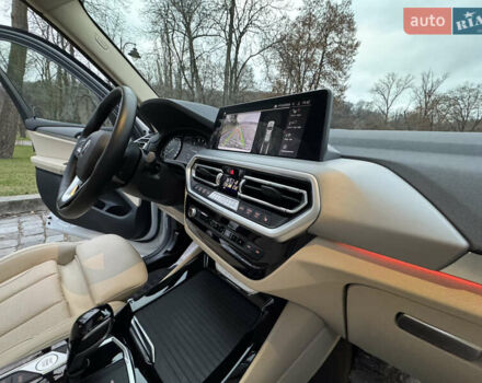 Белый БМВ Х3, объемом двигателя 2 л и пробегом 13 тыс. км за 45555 $, фото 13 на Automoto.ua