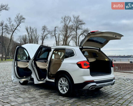 Белый БМВ Х3, объемом двигателя 2 л и пробегом 13 тыс. км за 45555 $, фото 40 на Automoto.ua