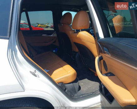 Белый БМВ Х3, объемом двигателя 2 л и пробегом 57 тыс. км за 12000 $, фото 5 на Automoto.ua