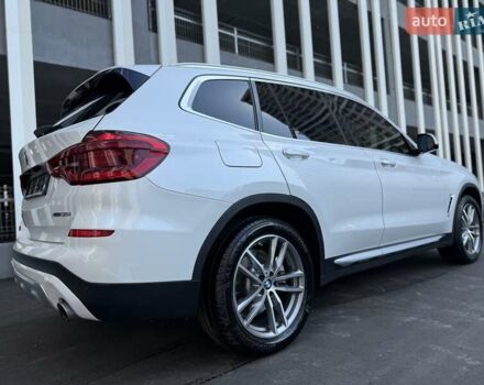 Білий БМВ Х3, об'ємом двигуна 2 л та пробігом 50 тис. км за 38333 $, фото 9 на Automoto.ua