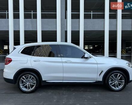Білий БМВ Х3, об'ємом двигуна 2 л та пробігом 50 тис. км за 38333 $, фото 12 на Automoto.ua