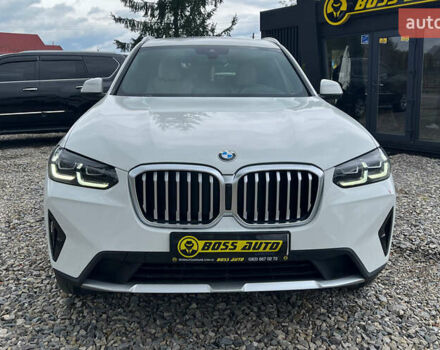 Белый БМВ Х3, объемом двигателя 2 л и пробегом 32 тыс. км за 39600 $, фото 1 на Automoto.ua