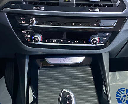 Белый БМВ Х3, объемом двигателя 2 л и пробегом 176 тыс. км за 38550 $, фото 21 на Automoto.ua