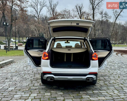 Белый БМВ Х3, объемом двигателя 2 л и пробегом 13 тыс. км за 45555 $, фото 39 на Automoto.ua