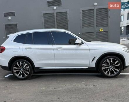 Білий БМВ Х3, об'ємом двигуна 2 л та пробігом 50 тис. км за 39000 $, фото 26 на Automoto.ua