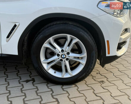 Белый БМВ Х3, объемом двигателя 2 л и пробегом 40 тыс. км за 27950 $, фото 28 на Automoto.ua