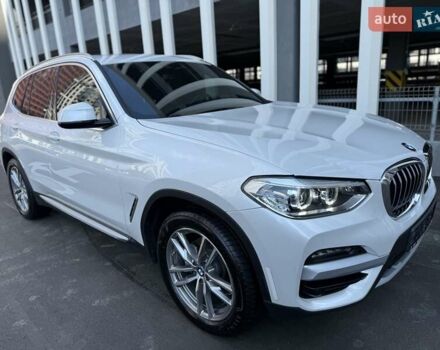 Білий БМВ Х3, об'ємом двигуна 2 л та пробігом 50 тис. км за 38333 $, фото 19 на Automoto.ua
