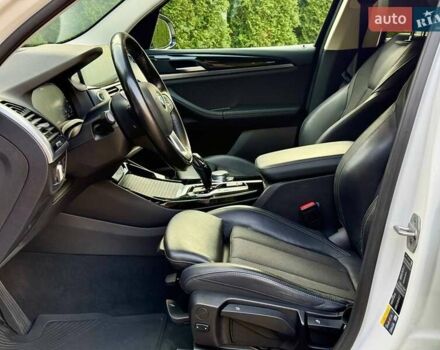 Белый БМВ Х3, объемом двигателя 2 л и пробегом 149 тыс. км за 35800 $, фото 23 на Automoto.ua