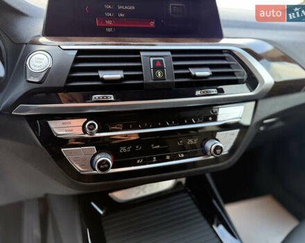 Белый БМВ Х3, объемом двигателя 2 л и пробегом 40 тыс. км за 27950 $, фото 52 на Automoto.ua