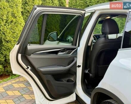 Белый БМВ Х3, объемом двигателя 2 л и пробегом 149 тыс. км за 35800 $, фото 27 на Automoto.ua