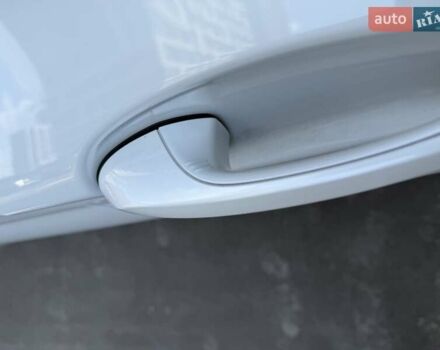 Білий БМВ Х3, об'ємом двигуна 2 л та пробігом 50 тис. км за 38333 $, фото 3 на Automoto.ua