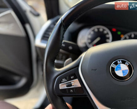 Белый БМВ Х3, объемом двигателя 2 л и пробегом 40 тыс. км за 27950 $, фото 48 на Automoto.ua