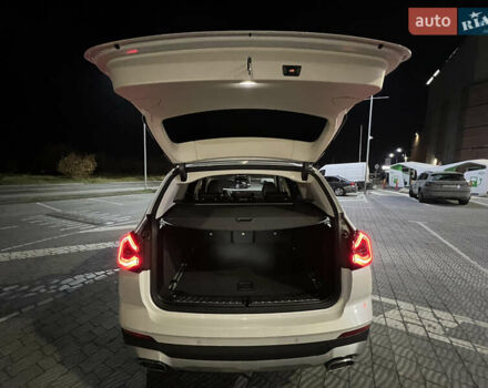 Білий БМВ Х3, об'ємом двигуна 2 л та пробігом 127 тис. км за 44800 $, фото 19 на Automoto.ua
