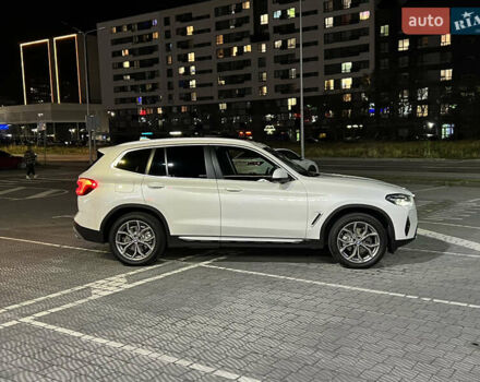 Білий БМВ Х3, об'ємом двигуна 2 л та пробігом 127 тис. км за 44800 $, фото 4 на Automoto.ua