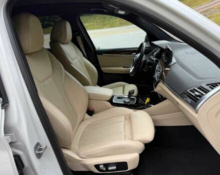 Белый БМВ Х3, объемом двигателя 2 л и пробегом 10 тыс. км за 47000 $, фото 9 на Automoto.ua