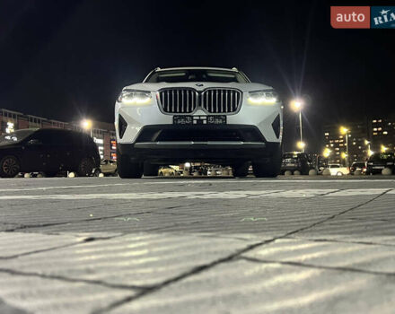 Білий БМВ Х3, об'ємом двигуна 2 л та пробігом 127 тис. км за 44800 $, фото 2 на Automoto.ua