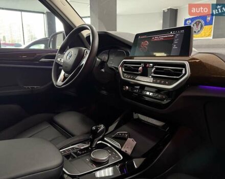 Білий БМВ Х3, об'ємом двигуна 2 л та пробігом 24 тис. км за 49900 $, фото 51 на Automoto.ua