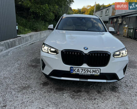 Белый БМВ Х3, объемом двигателя 2 л и пробегом 43 тыс. км за 39990 $, фото 2 на Automoto.ua