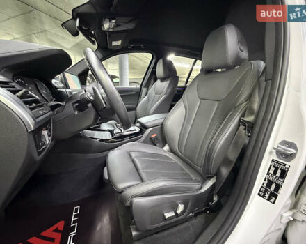 Білий БМВ Х3, об'ємом двигуна 2 л та пробігом 7 тис. км за 60000 $, фото 18 на Automoto.ua