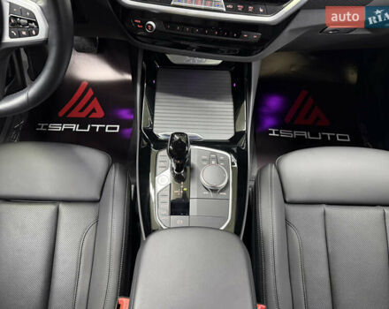 Білий БМВ Х3, об'ємом двигуна 2 л та пробігом 7 тис. км за 60000 $, фото 27 на Automoto.ua