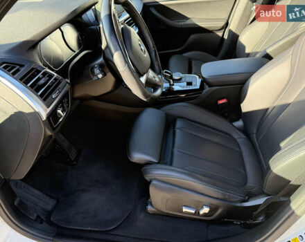 Белый БМВ Х3, объемом двигателя 2 л и пробегом 78 тыс. км за 36900 $, фото 24 на Automoto.ua