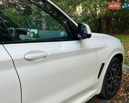 Белый БМВ Х3, объемом двигателя 2 л и пробегом 34 тыс. км за 35500 $, фото 4 на Automoto.ua