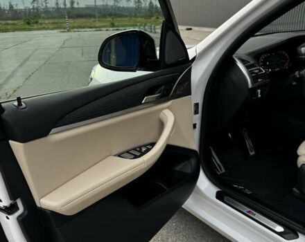 Белый БМВ Х3, объемом двигателя 2 л и пробегом 11 тыс. км за 49900 $, фото 10 на Automoto.ua
