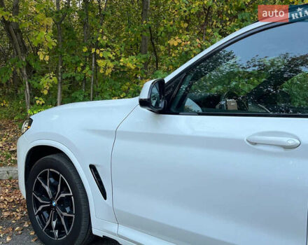 Белый БМВ Х3, объемом двигателя 2 л и пробегом 34 тыс. км за 35500 $, фото 6 на Automoto.ua