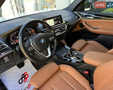 Белый БМВ Х3, объемом двигателя 2 л и пробегом 35 тыс. км за 55000 $, фото 24 на Automoto.ua