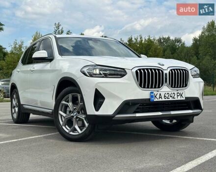 Белый БМВ Х3, объемом двигателя 2 л и пробегом 19 тыс. км за 51999 $, фото 2 на Automoto.ua