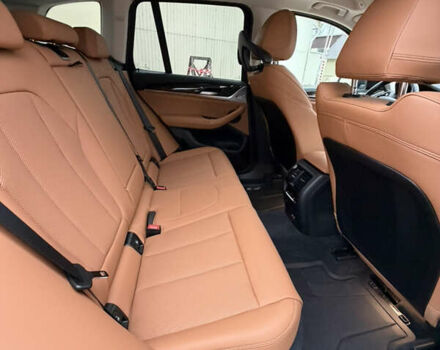 Білий БМВ Х3, об'ємом двигуна 2 л та пробігом 39 тис. км за 47600 $, фото 23 на Automoto.ua