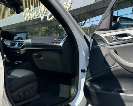 Білий БМВ Х3, об'ємом двигуна 2 л та пробігом 4 тис. км за 54600 $, фото 13 на Automoto.ua