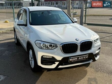 Белый БМВ Х3, объемом двигателя 2 л и пробегом 105 тыс. км за 29490 $, фото 1 на Automoto.ua