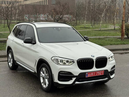 Белый БМВ Х3, объемом двигателя 2 л и пробегом 115 тыс. км за 25399 $, фото 1 на Automoto.ua