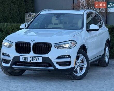 Белый БМВ Х3, объемом двигателя 2 л и пробегом 155 тыс. км за 31500 $, фото 1 на Automoto.ua