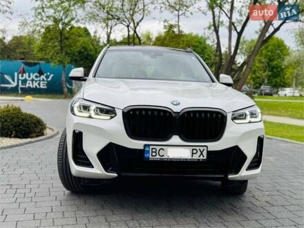 Белый БМВ Х3, объемом двигателя 2 л и пробегом 35 тыс. км за 59999 $, фото 1 на Automoto.ua