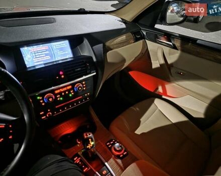 Бежевий БМВ Х3, об'ємом двигуна 2 л та пробігом 187 тис. км за 13900 $, фото 12 на Automoto.ua
