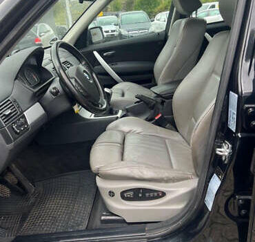 Чорний БМВ Х3, об'ємом двигуна 2 л та пробігом 251 тис. км за 7800 $, фото 1 на Automoto.ua