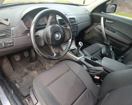 Черный БМВ Х3, объемом двигателя 2 л и пробегом 333 тыс. км за 4700 $, фото 4 на Automoto.ua