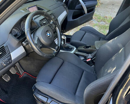 Черный БМВ Х3, объемом двигателя 2 л и пробегом 318 тыс. км за 9500 $, фото 4 на Automoto.ua