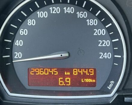 Черный БМВ Х3, объемом двигателя 2 л и пробегом 300 тыс. км за 8800 $, фото 7 на Automoto.ua