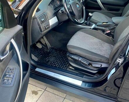 Черный БМВ Х3, объемом двигателя 2 л и пробегом 325 тыс. км за 9500 $, фото 4 на Automoto.ua