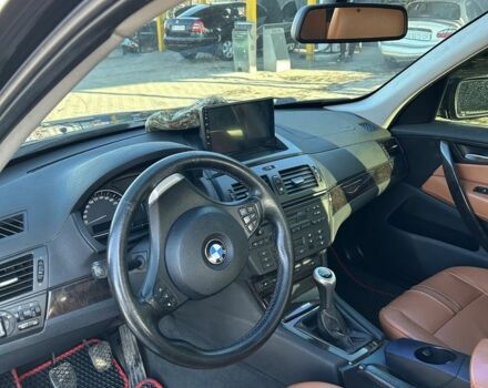 Черный БМВ Х3, объемом двигателя 2 л и пробегом 300 тыс. км за 8800 $, фото 3 на Automoto.ua