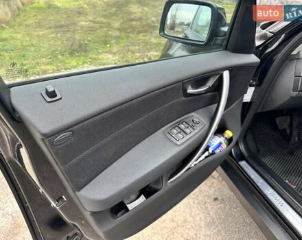 Черный БМВ Х3, объемом двигателя 2 л и пробегом 285 тыс. км за 9200 $, фото 12 на Automoto.ua